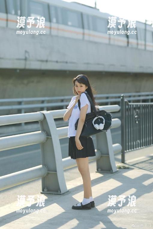 就这？加州大学的趣事也能在“51朝阳群众”网址上找到，你信不信？