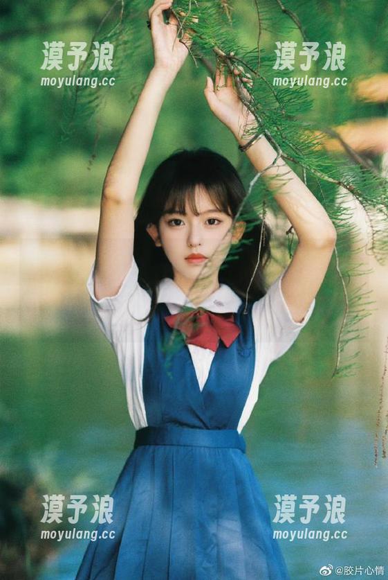 “51热门苹果版”为你带来今天的吃瓜新鲜事，快跟上这一口瓜狂潮吧！