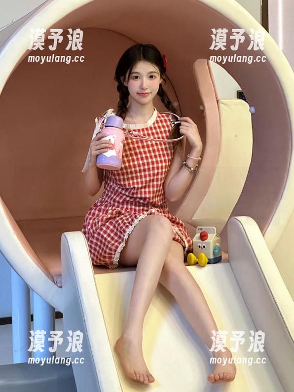 今天的“资源时刻”，吃瓜群众在“51热门”照常狂欢！