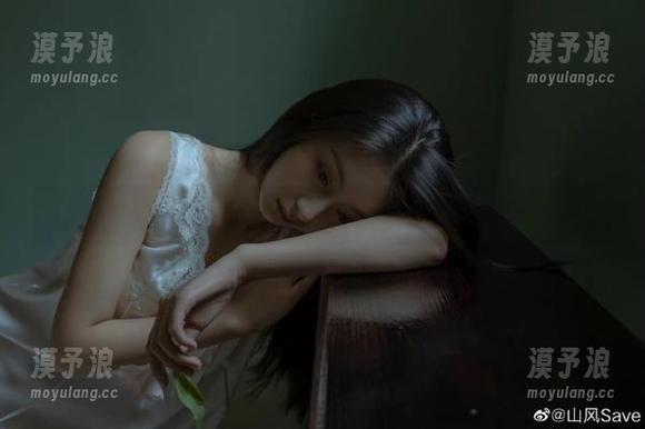 92吃瓜 在92吃瓜app里,黑料逆袭,无时无刻不想刷新