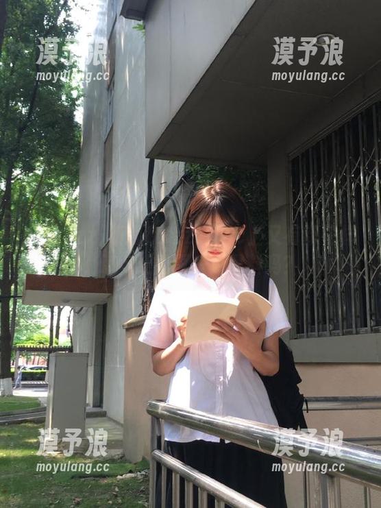 tttzzz 听说tttzzz5.cc上又有新花样,iOS还能再多点黑料吗?