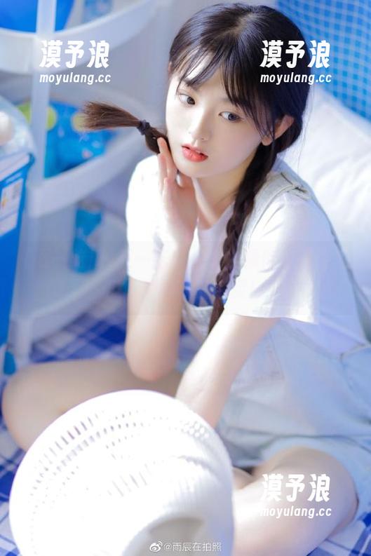 五一吃瓜 五一吃瓜,小视频传来热辣大瓜,震撼我的心灵!