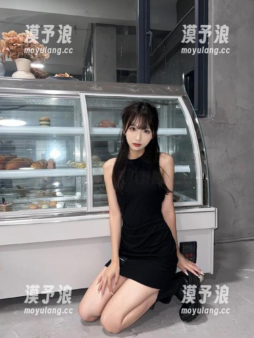 吃瓜网 准备好了吗?吃瓜网下载地址,随时带你进入八卦的狂欢!