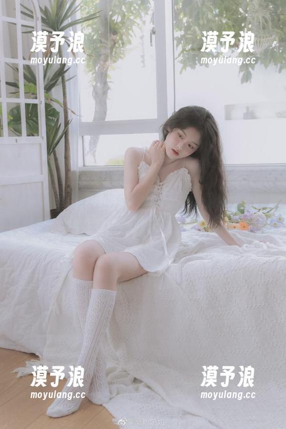 听说吃瓜网t7wcc页里也有“隐藏”的话题？我看是没别的料了吧。