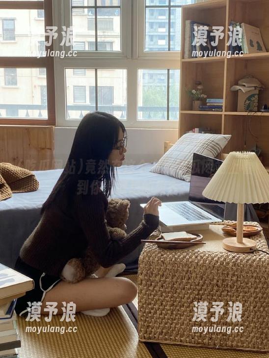 竟然在这个在线吃瓜网站上看到你没敢想的故事！