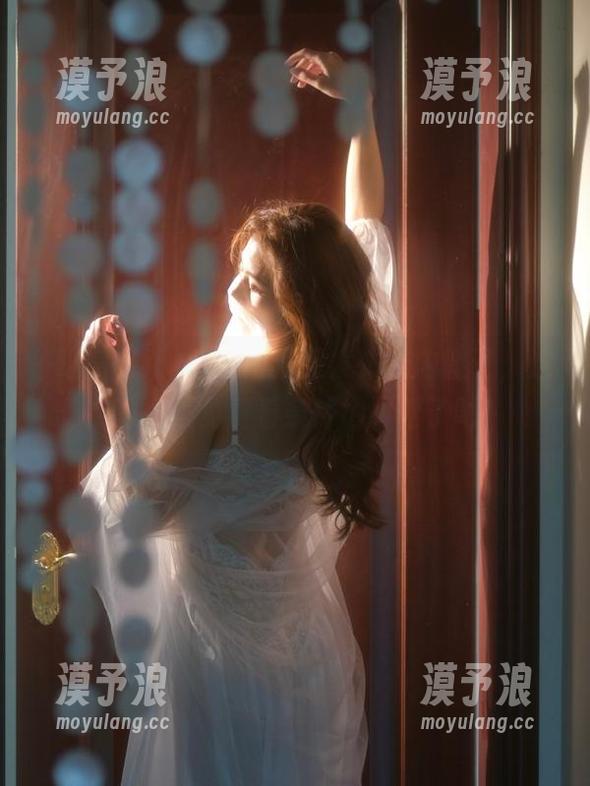 吃瓜网红 吃瓜网红又发布新内容了,这次的视频免费看条件也太松了吧!