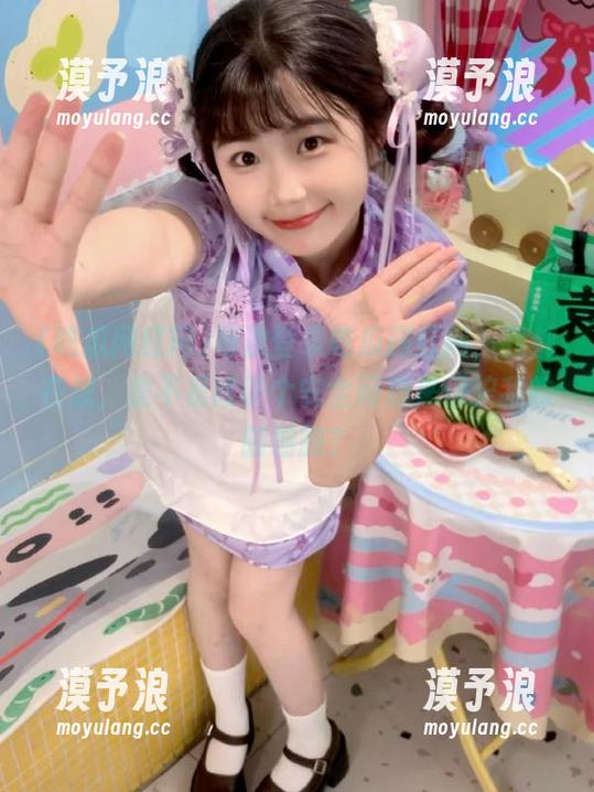 吃瓜网红网 每次登录吃瓜网红网,我都在想,是不是该设个安全问题来保护我的脑细胞?