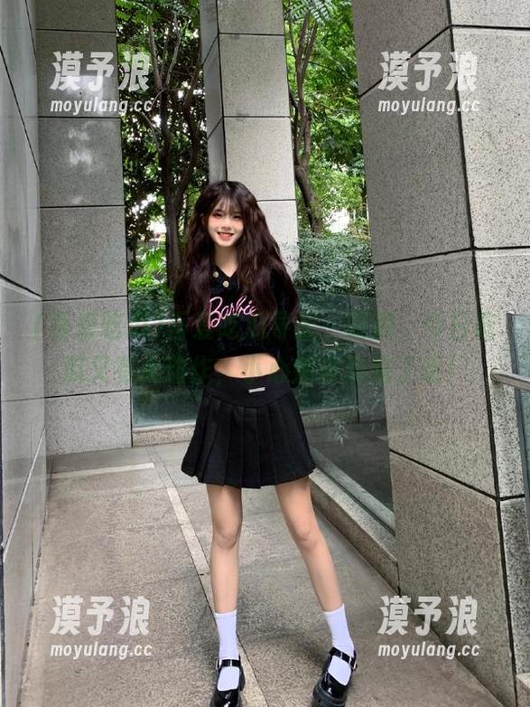 吾爱吃瓜导航：哎哟，今日吃瓜又有大动作，小心别被洗脑了哦！