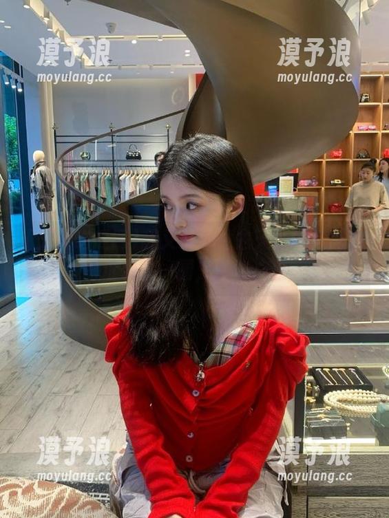 我又忍不住去天天吃瓜网的网址转了一圈，唉，心累。