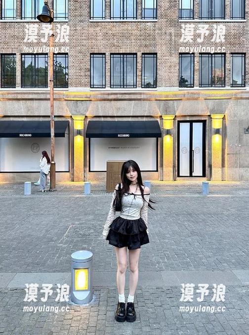 我要吃瓜网网页的内容，像小鹿乱撞，有些似曾相识的尴尬呀。