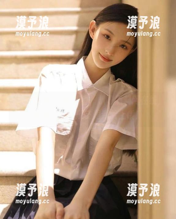 扒哥黑料 悠闲观看,扒哥黑料网在线,咳咳,小心瓜皮甩到脸上哦!