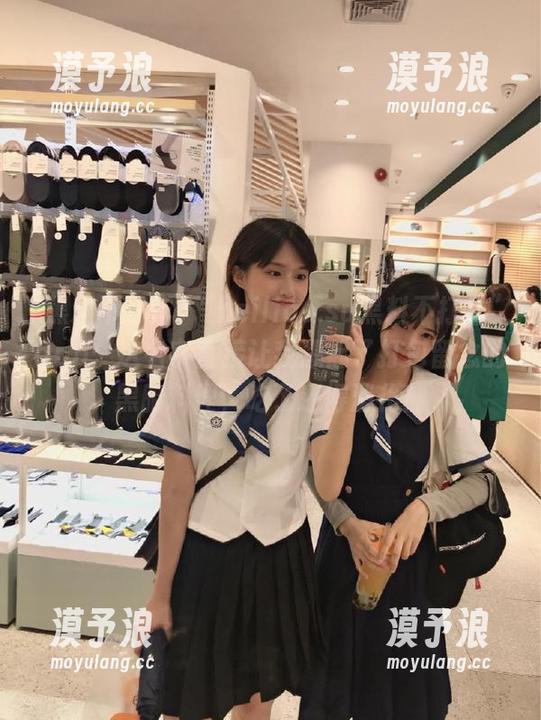 黑料不打烊 “heiliao.su黑料不打烊”app:这名字直接让我想起了打包留念的黑暗料理,吃了还得消化!
