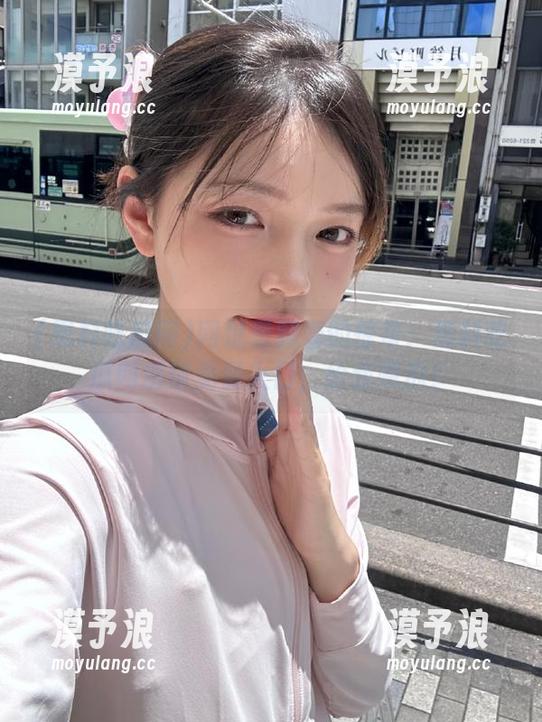 网址里藏着的惊奇：黑料吃瓜网解锁免费入口，给我喂瓜！
