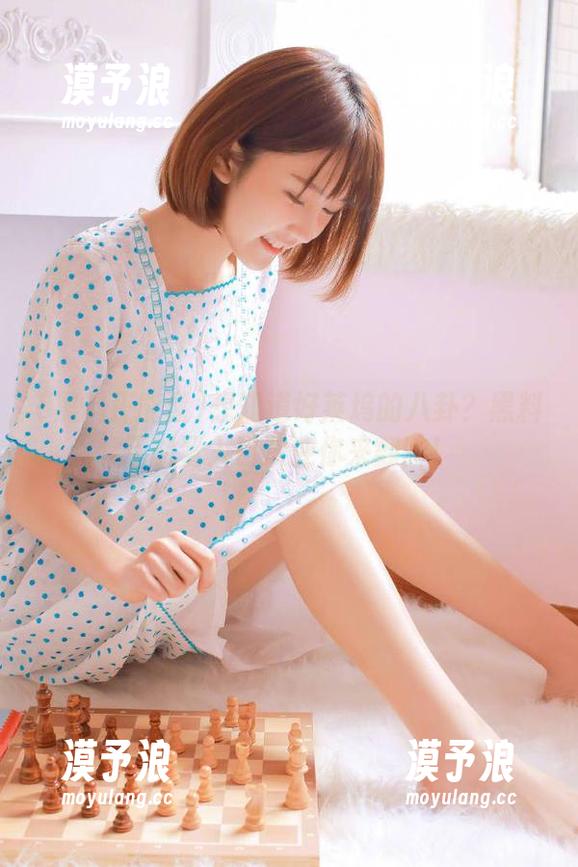 想知道好莱坞的八卦？黑料正能量入口欢迎你来翻牌！
