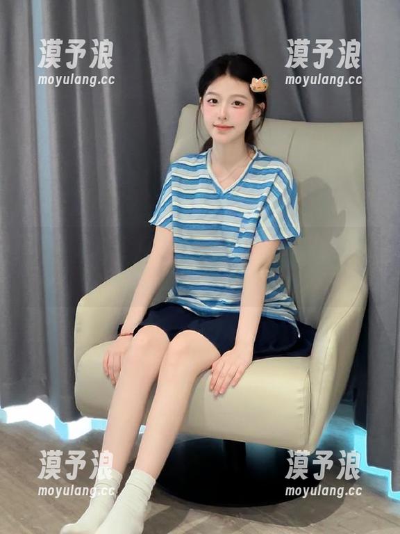 黑料正能量 点开黑料正能量链接,今天的瓜等着你唆嘴,tttzzz!