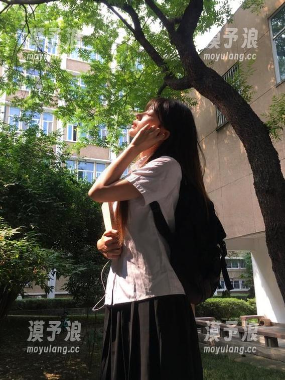 观看“黑料爆料站”的好处：一边吃零食一边涨姿势，绝配！