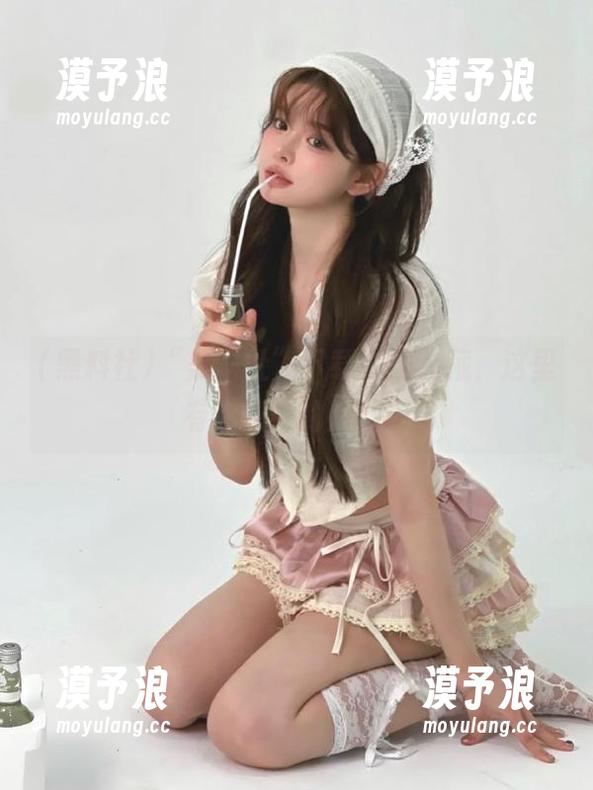 “黑料社”下载必须收藏，这里有你想要的八卦！