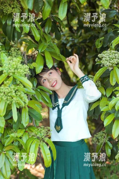 我要登录黑料社区，酝酿一场脑洞大开的瓜谈。